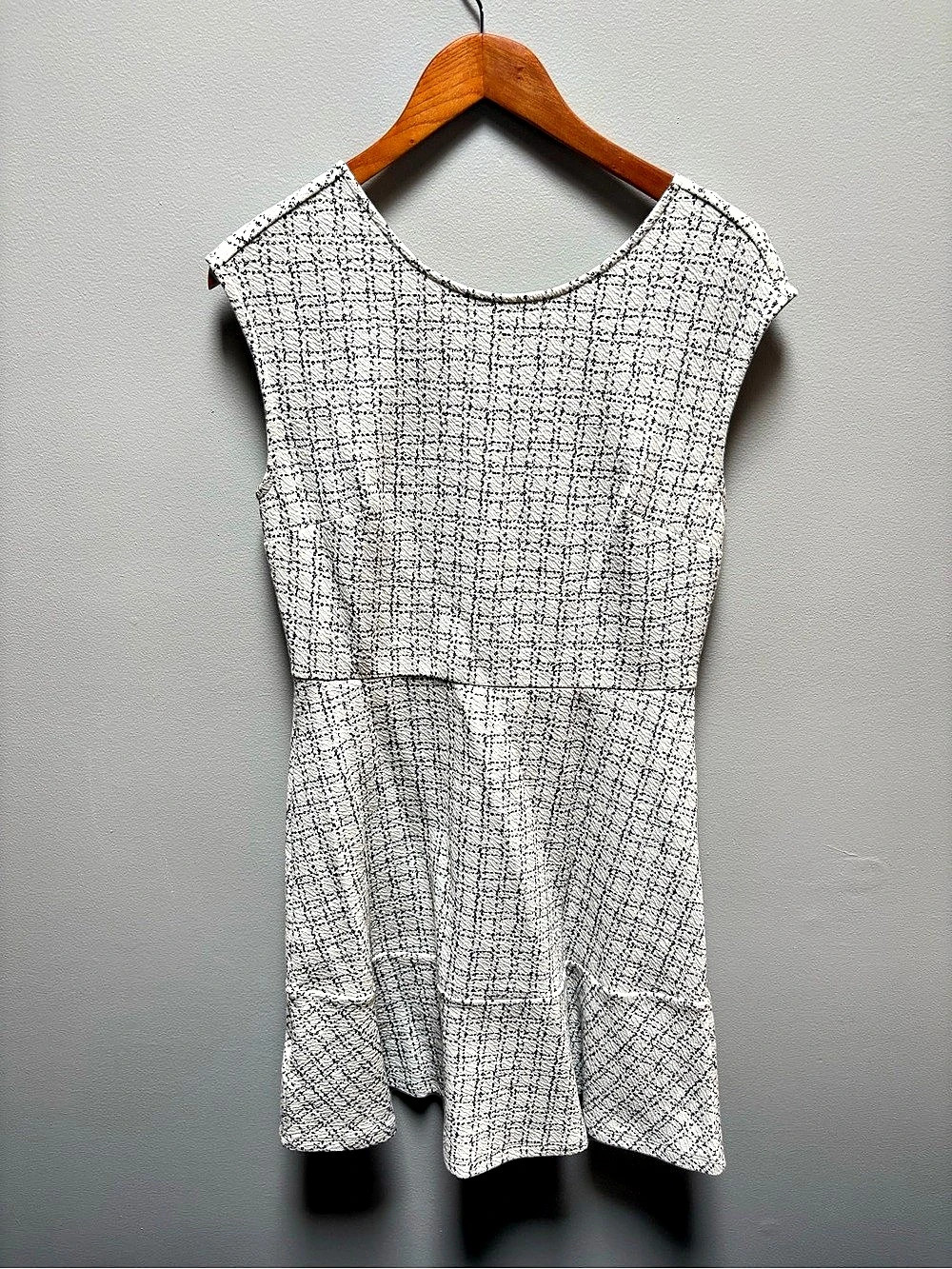LOFT Plaid Mini Dress in White & Black Size 8P NWT